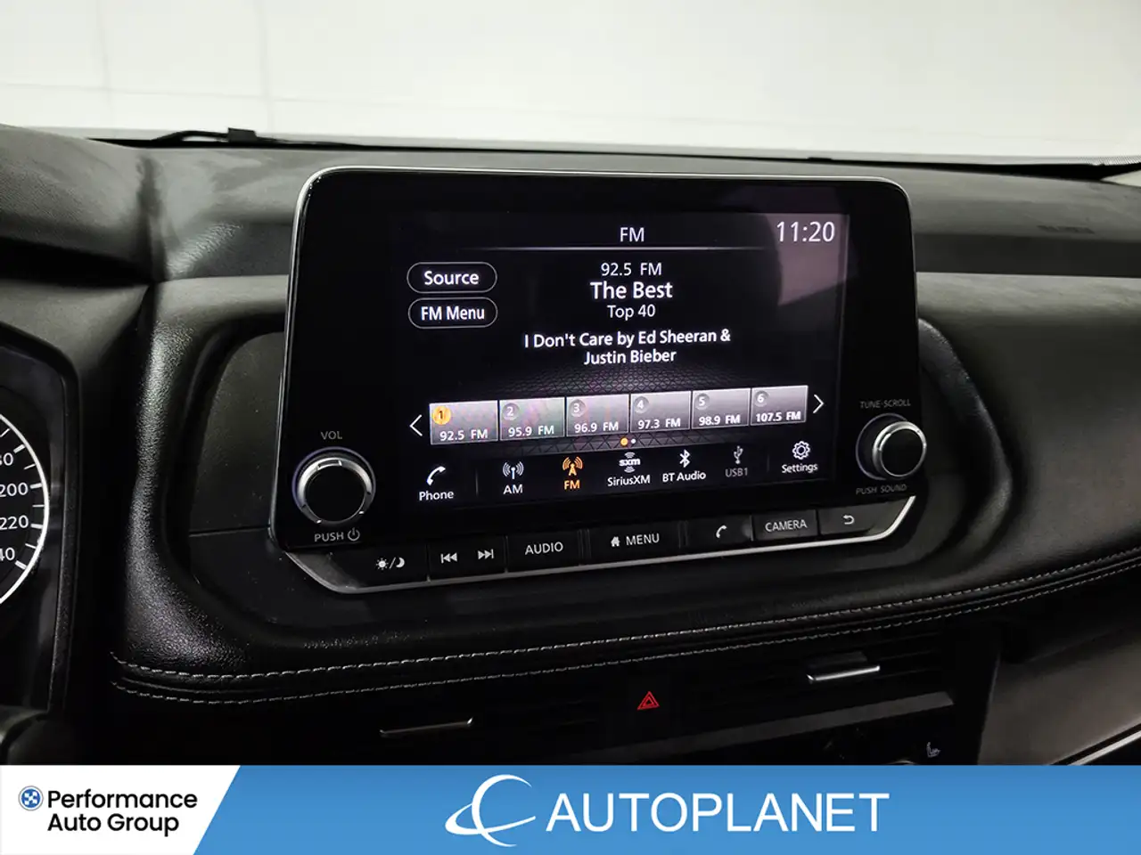 Nissan Rogue photo Nissan Rogue