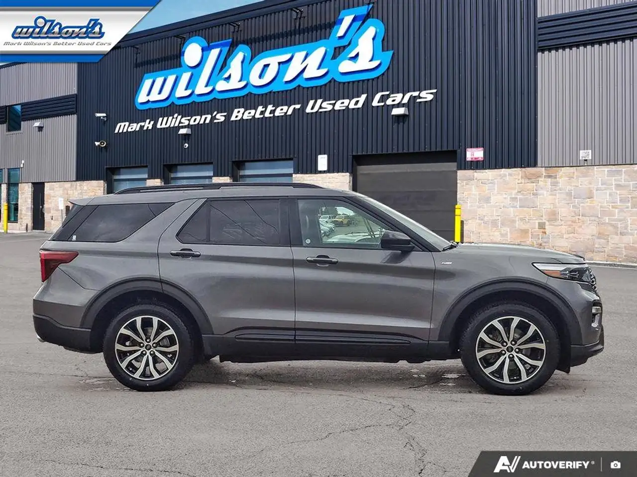 Ford Explorer photo Ford Explorer