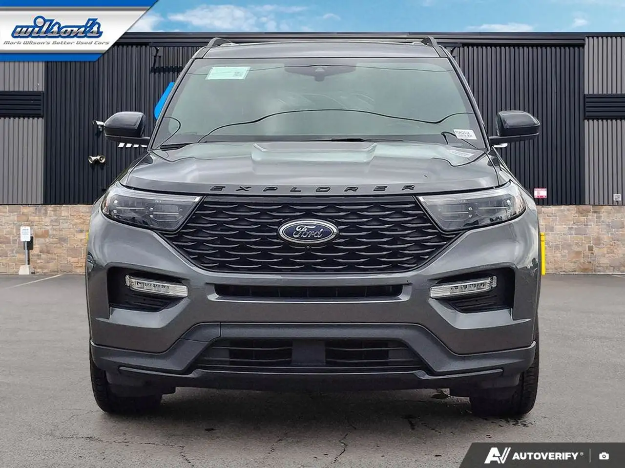 Ford Explorer photo Ford Explorer