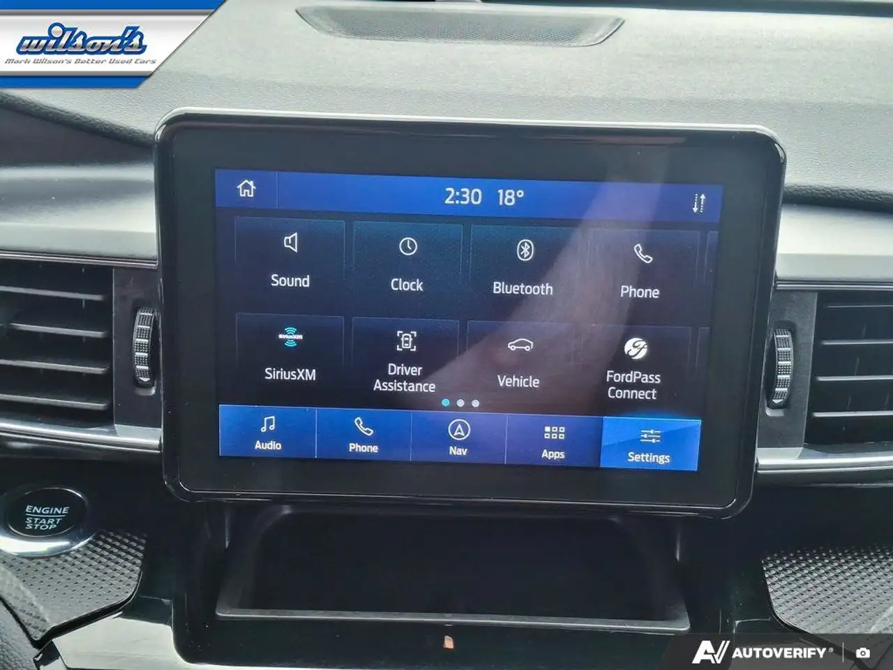 Ford Explorer photo Ford Explorer