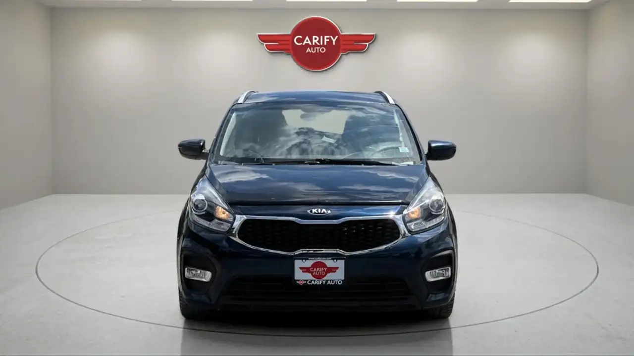 Kia Rondo photo Kia Rondo