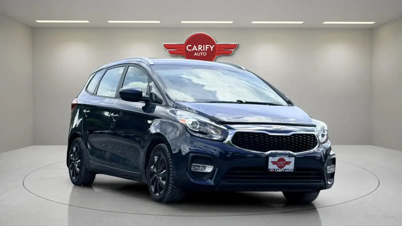 Kia Rondo photo Kia Rondo