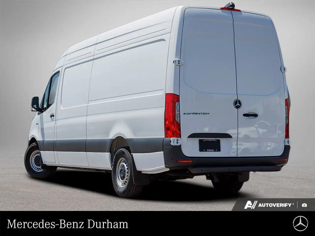Mercedes-Benz Sprinter снимка Mercedes-Benz Sprinter