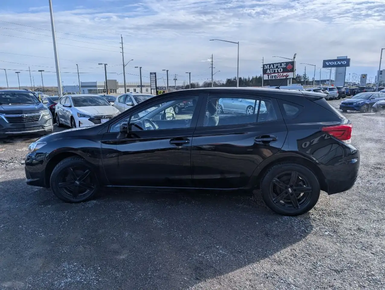 Subaru Impreza снимка Subaru Impreza