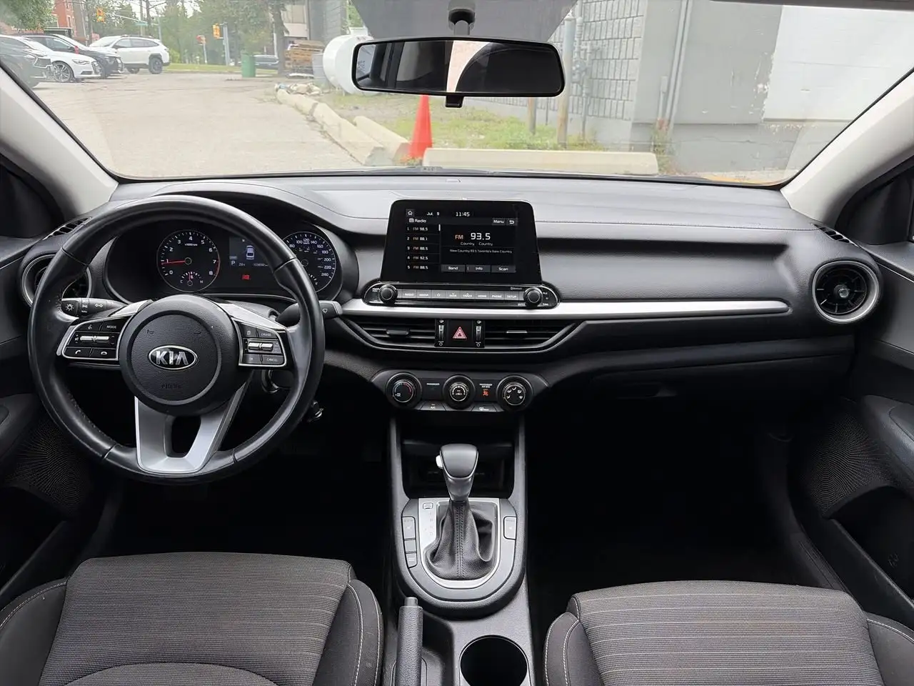 Kia Forte снимка Kia Forte