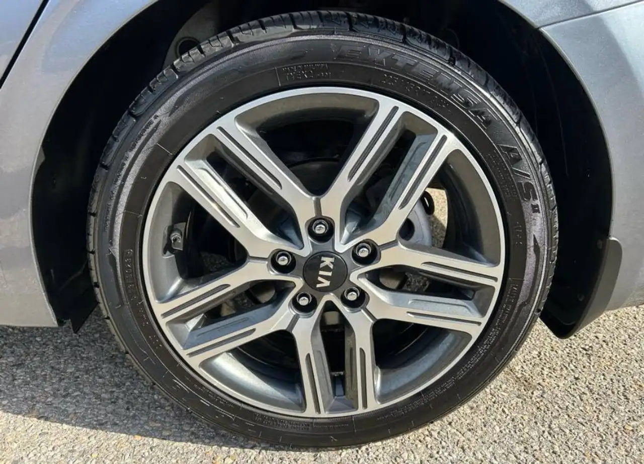 Kia Forte fotografie Kia Forte