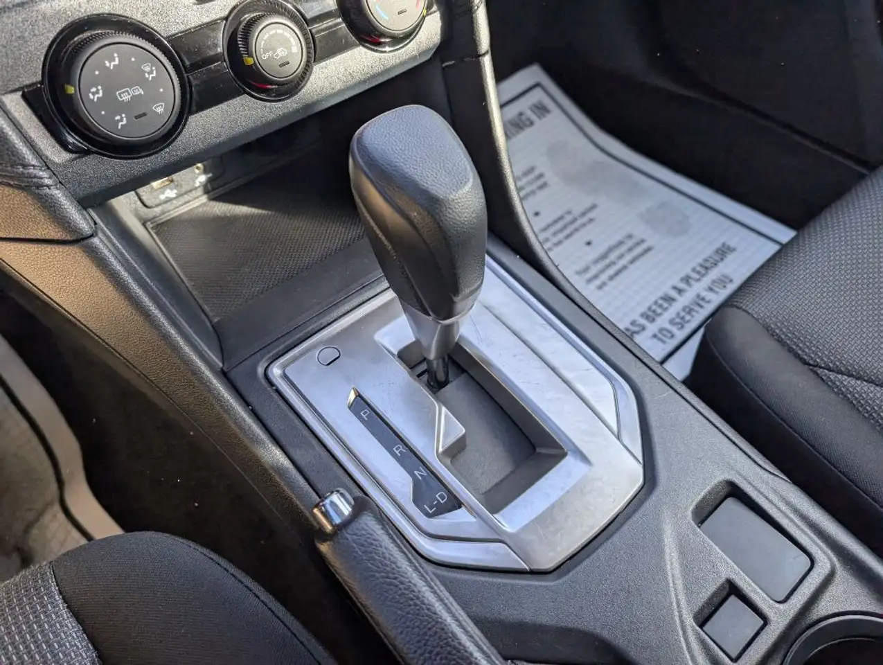 Subaru Impreza снимка Subaru Impreza