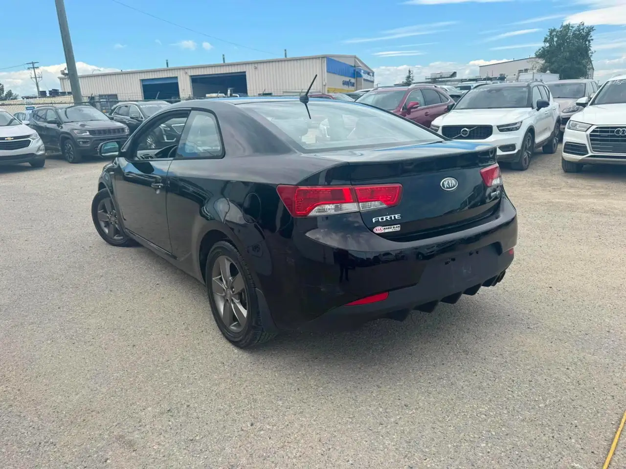 Kia Forte снимка Kia Forte
