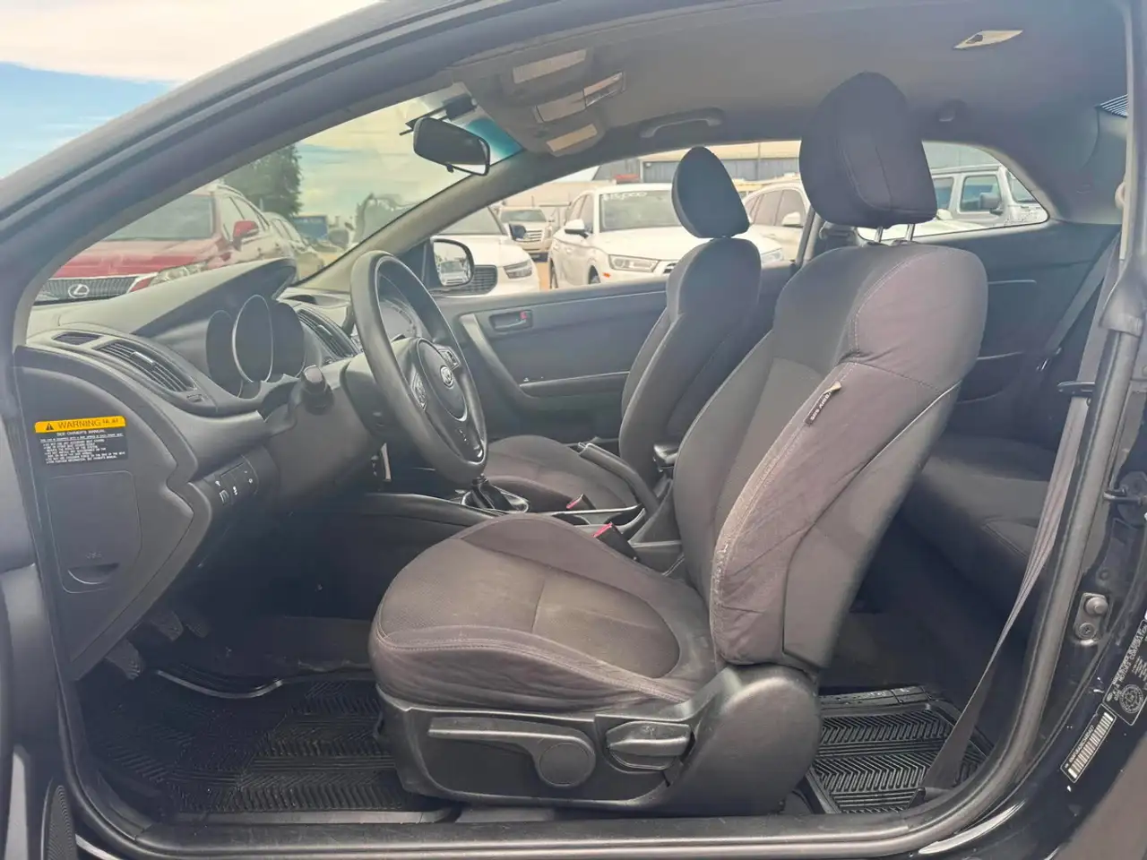 Kia Forte снимка Kia Forte