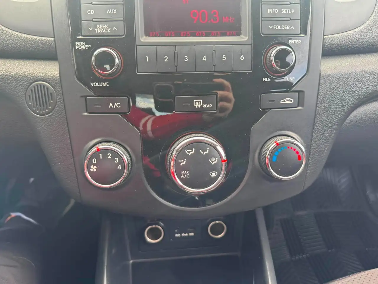 Kia Forte снимка Kia Forte