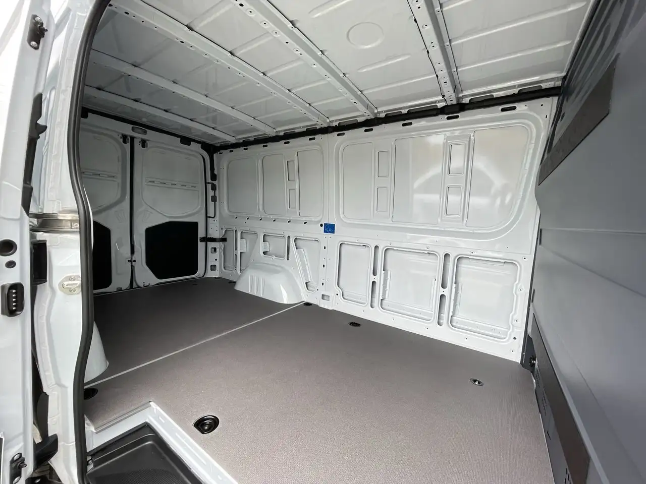 Mercedes-Benz Sprinter снимка Mercedes-Benz Sprinter