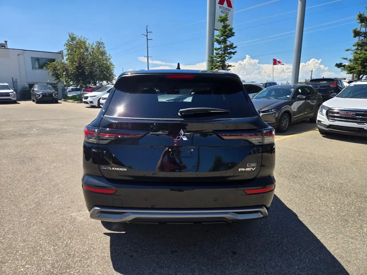 Mitsubishi Outlander photo Mitsubishi Outlander