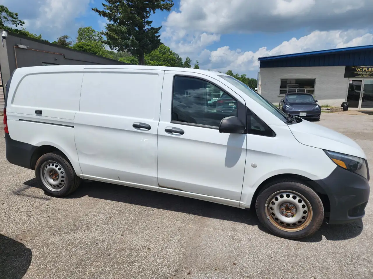 Mercedes-Benz Metris Cargo Van fotografie Mercedes-Benz Metris Cargo Van