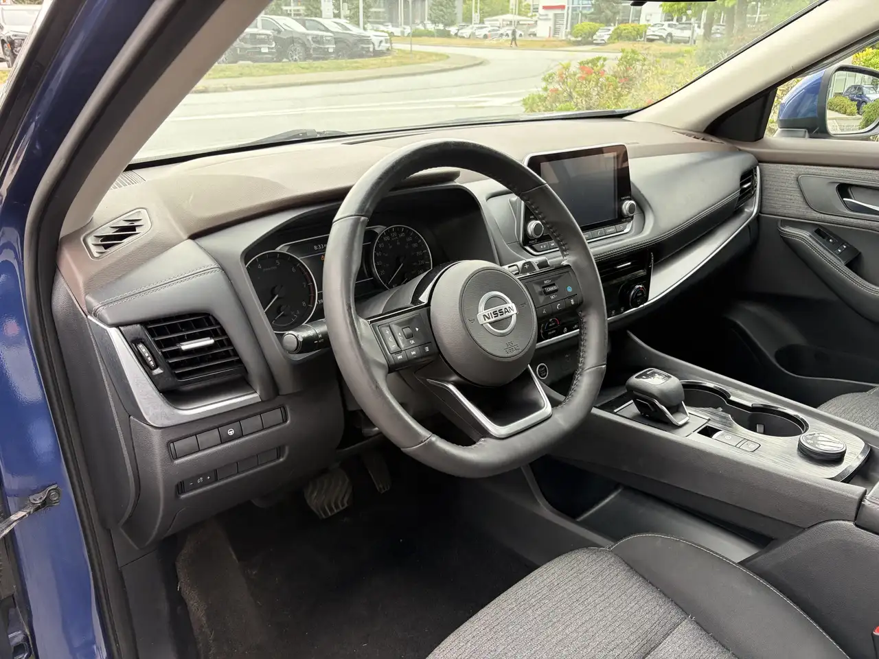 Nissan Rogue fotografie Nissan Rogue