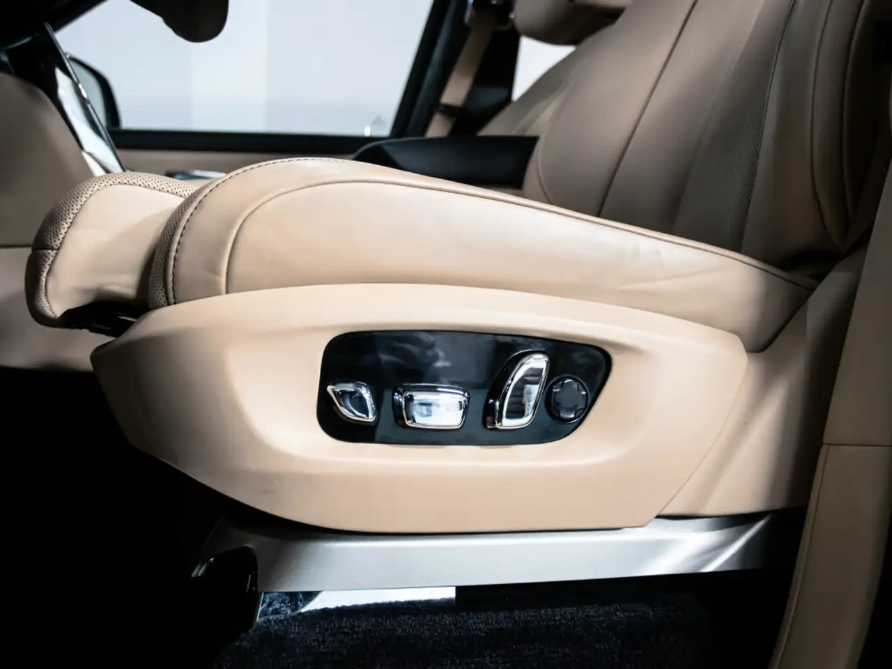 Rolls-Royce Cullinan fotografie Rolls-Royce Cullinan
