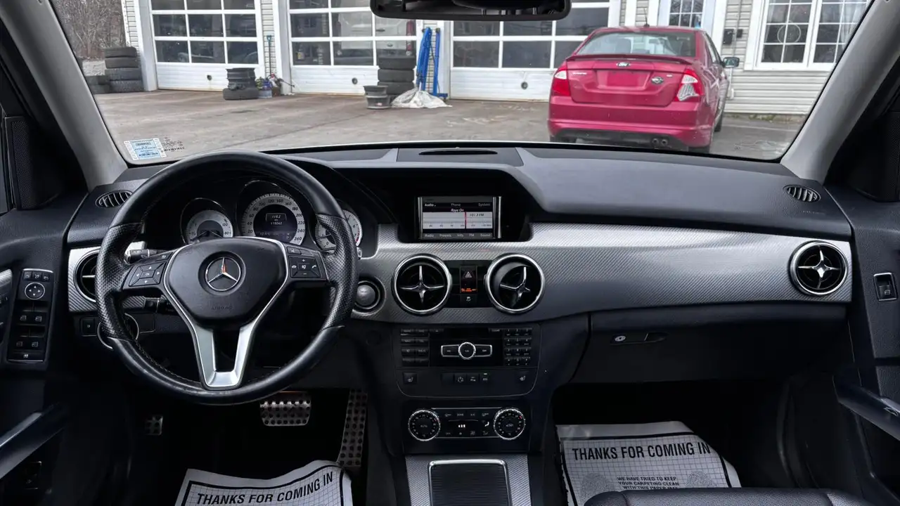 Mercedes-Benz GLK-Class снимка Mercedes-Benz GLK-Class