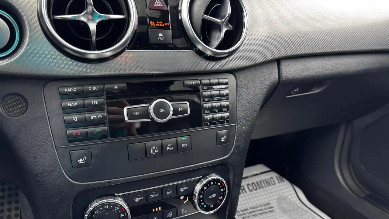 Mercedes-Benz GLK-Class снимка Mercedes-Benz GLK-Class