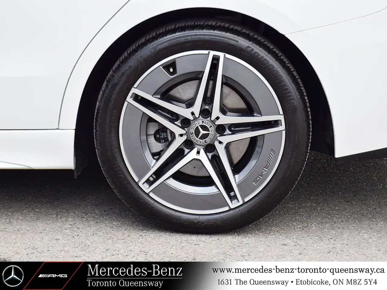 Mercedes-Benz C-Class снимка Mercedes-Benz C-Class