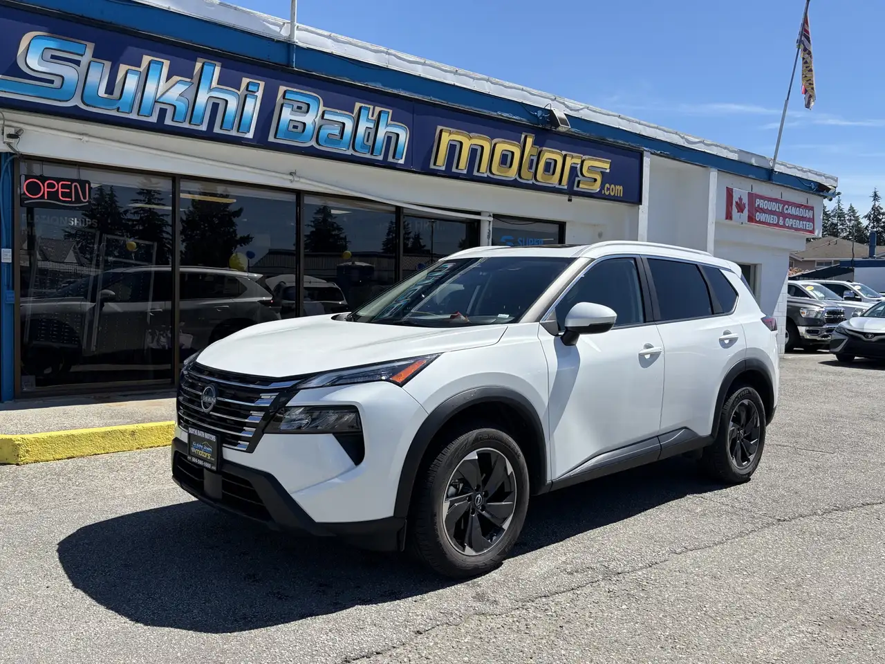 Nissan Rogue снимка Nissan Rogue