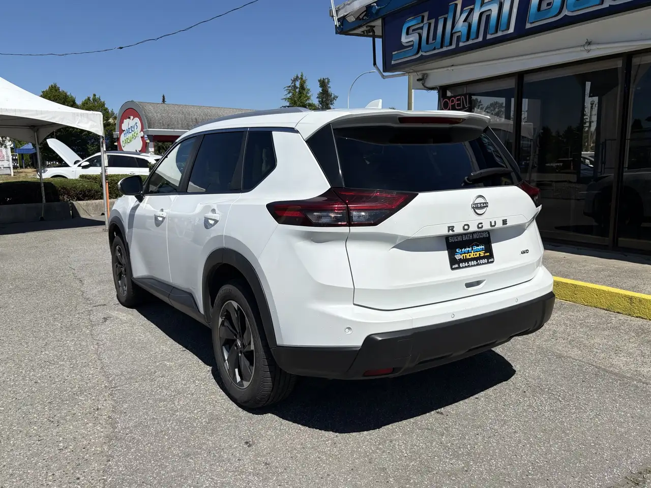 Nissan Rogue снимка Nissan Rogue