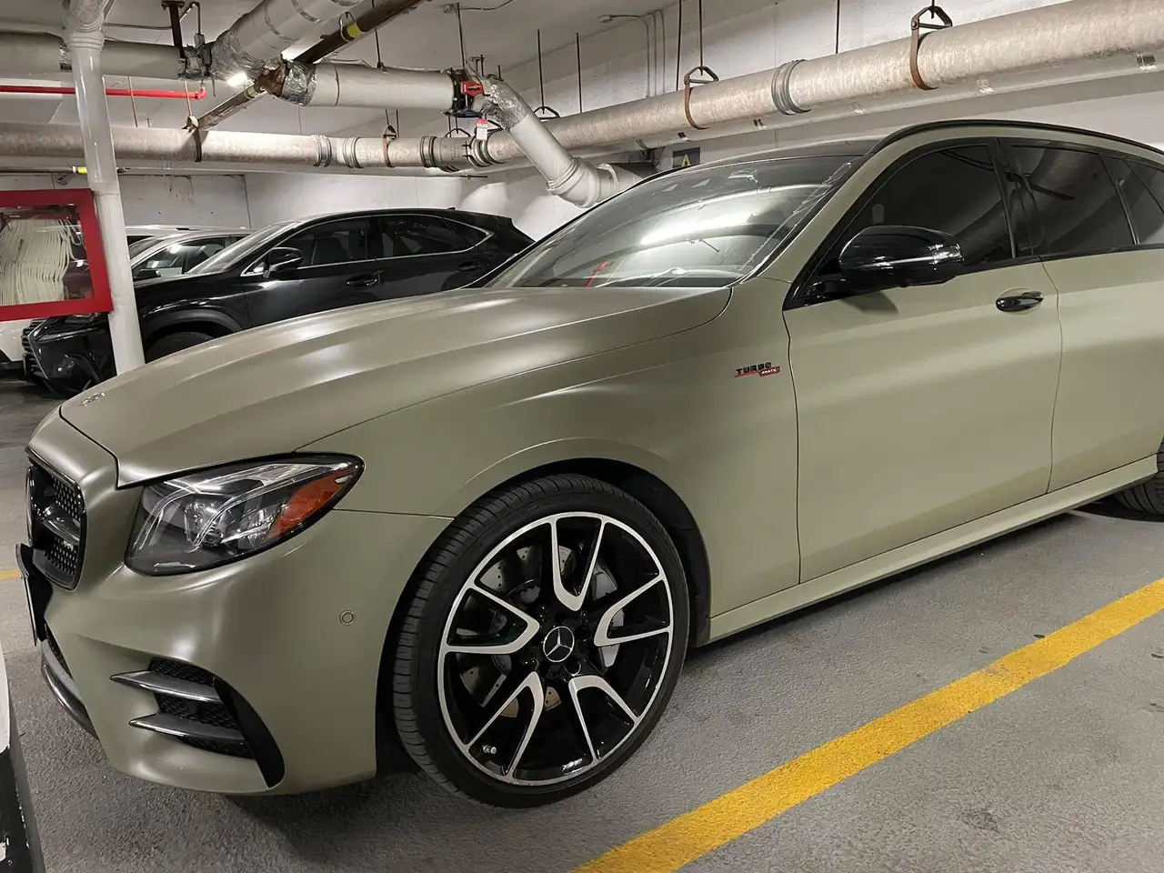 Mercedes-Benz E-Class photo Mercedes-Benz E-Class