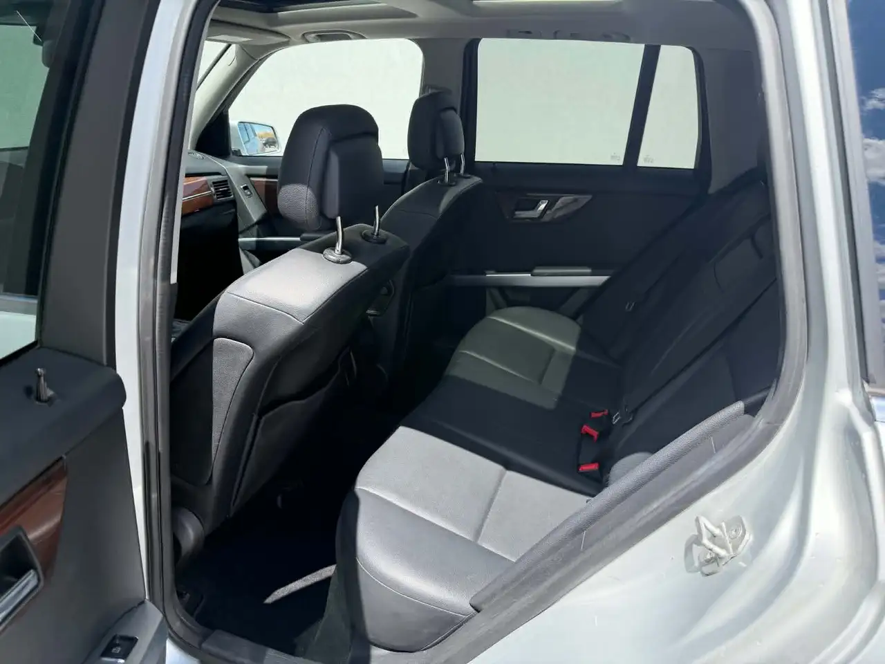 Mercedes-Benz GLK-Class снимка Mercedes-Benz GLK-Class