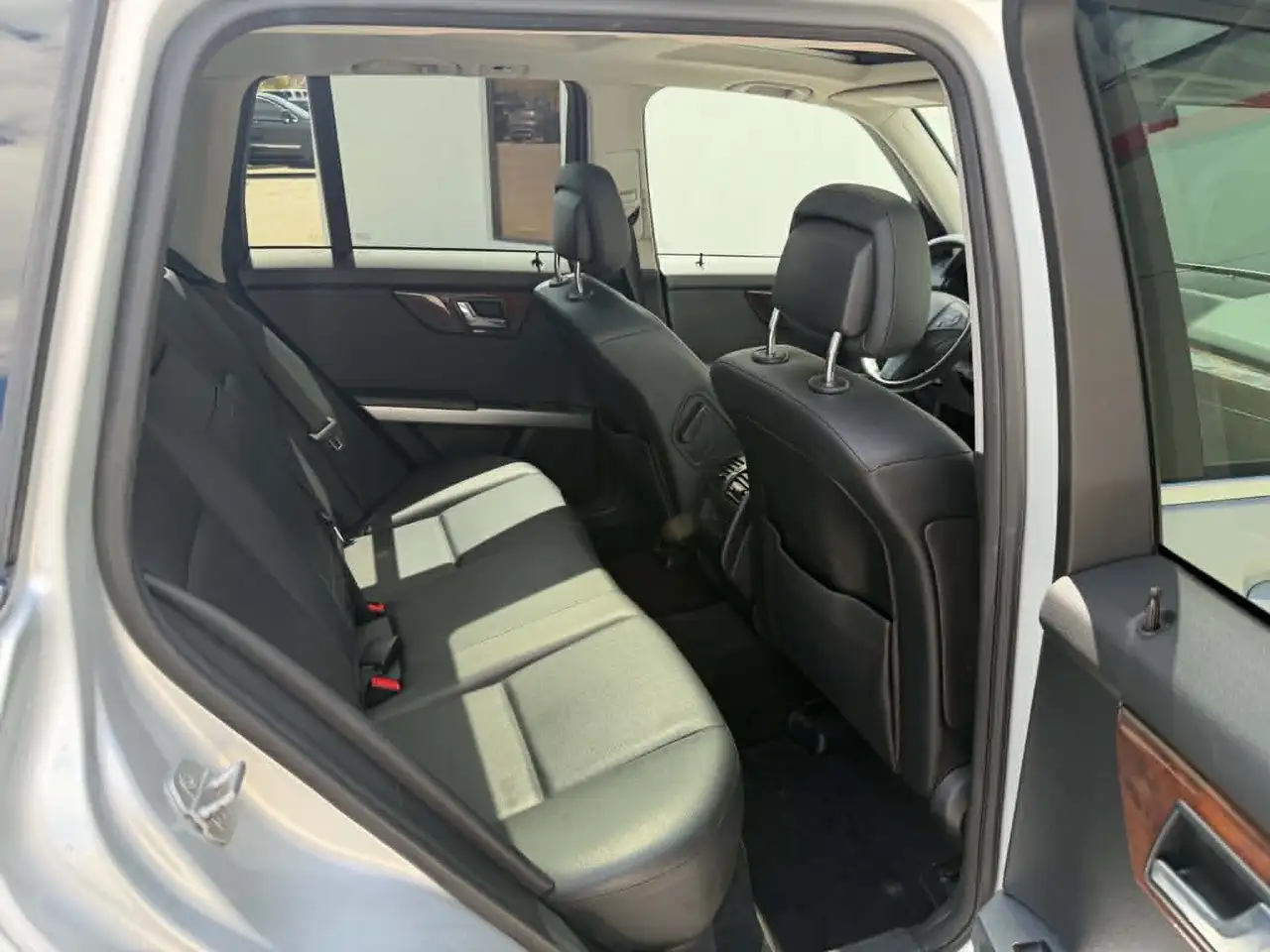 Mercedes-Benz GLK-Class снимка Mercedes-Benz GLK-Class