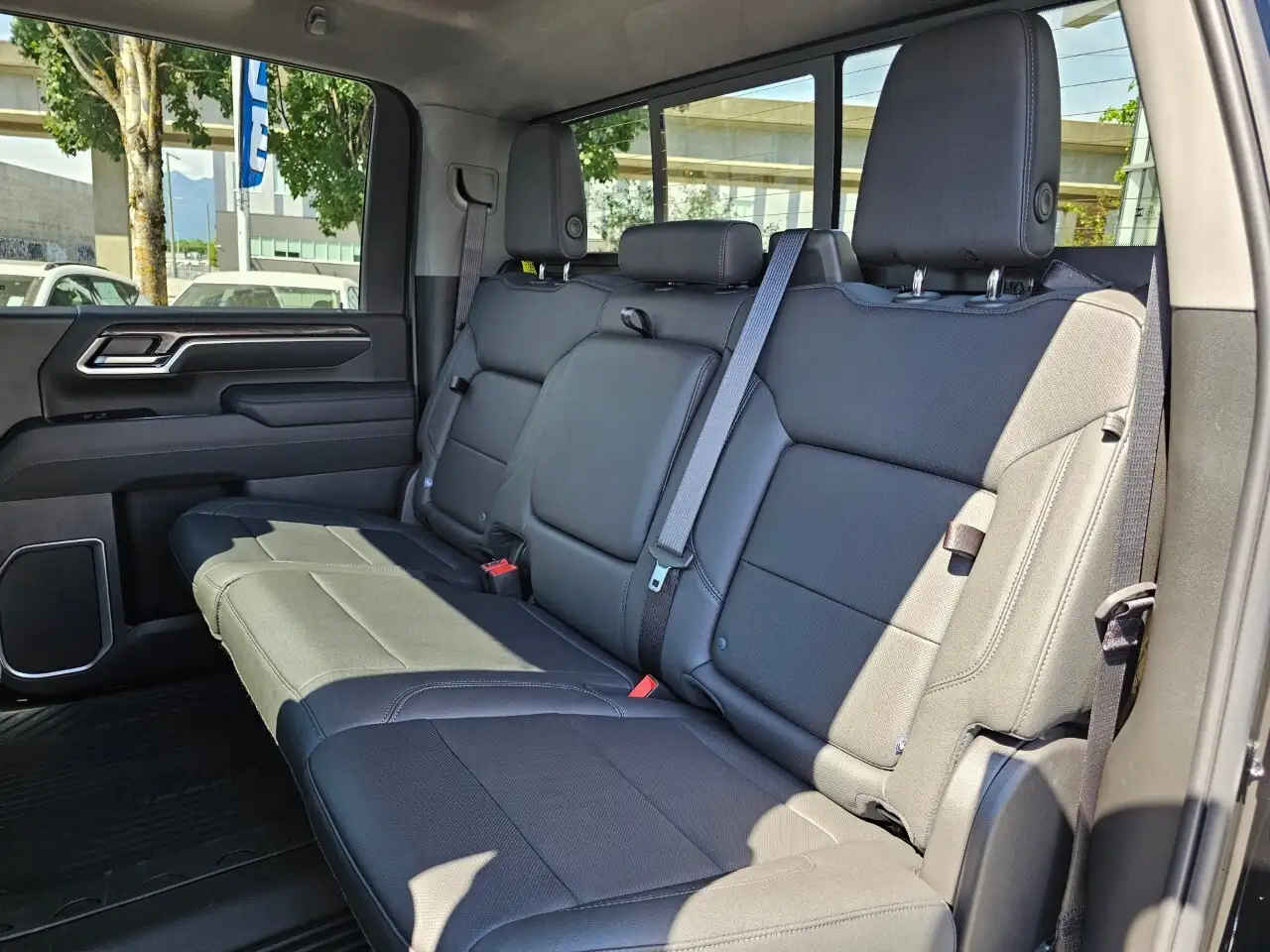 Chevrolet Silverado 3500 снимка Chevrolet Silverado 3500