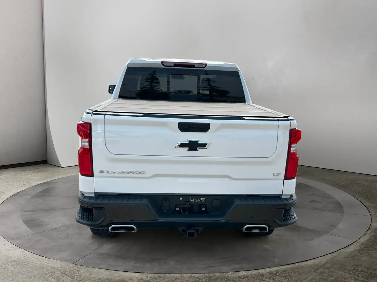 Chevrolet Silverado 1500 снимка Chevrolet Silverado 1500