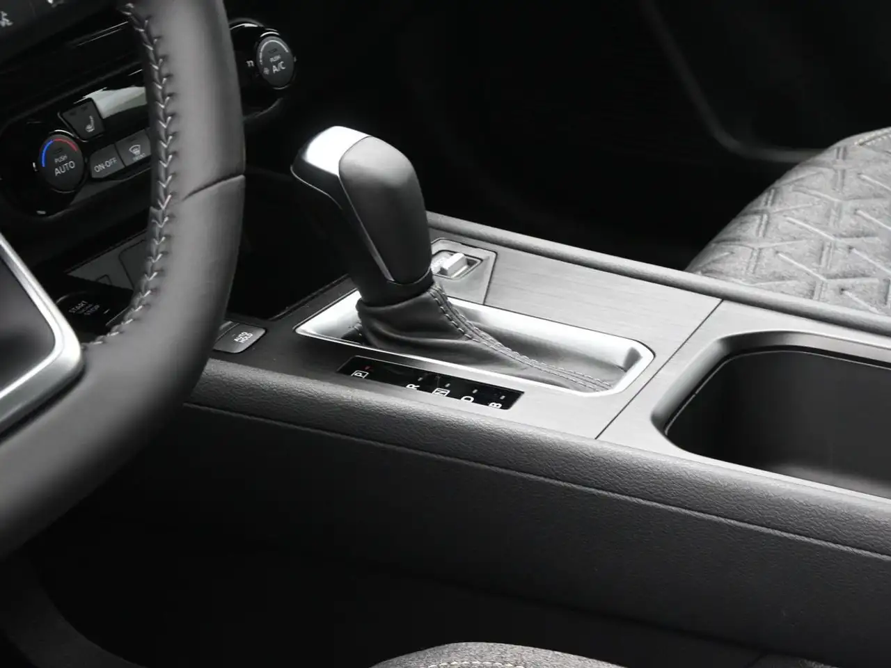 Nissan Kicks снимка Nissan Kicks
