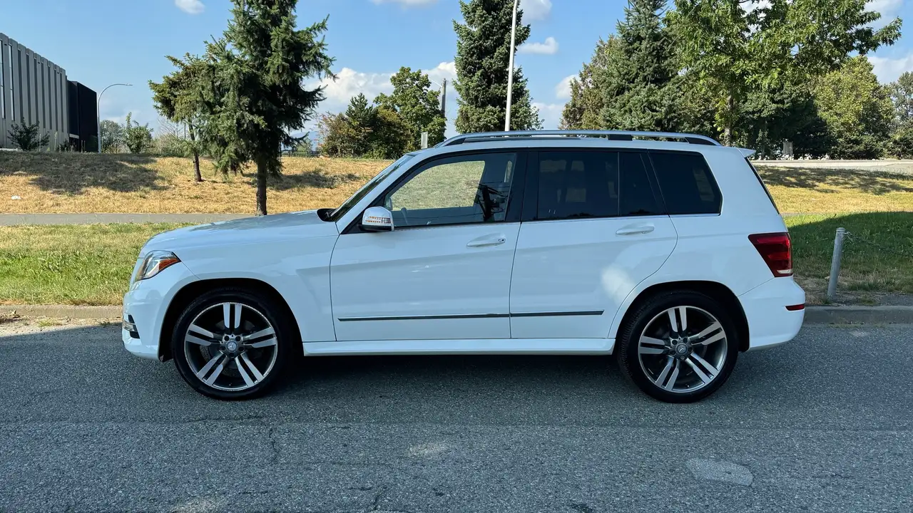Mercedes-Benz GLK-Class снимка Mercedes-Benz GLK-Class