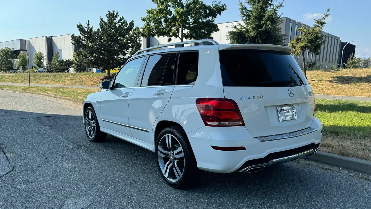 Mercedes-Benz GLK-Class снимка Mercedes-Benz GLK-Class