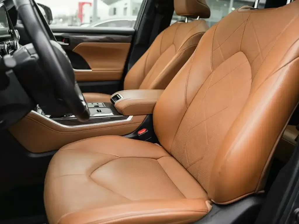 Toyota Highlander снимка Toyota Highlander