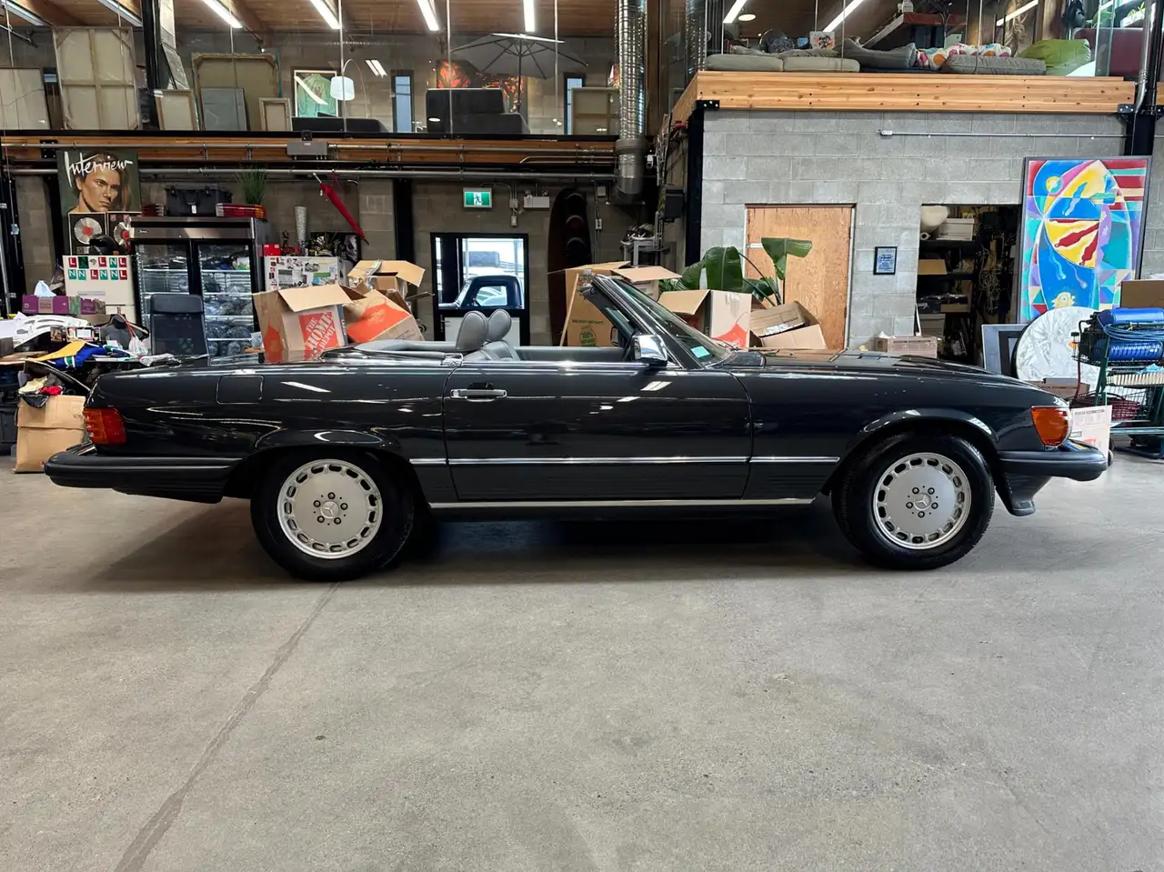 Mercedes-Benz 560 снимка Mercedes-Benz 560