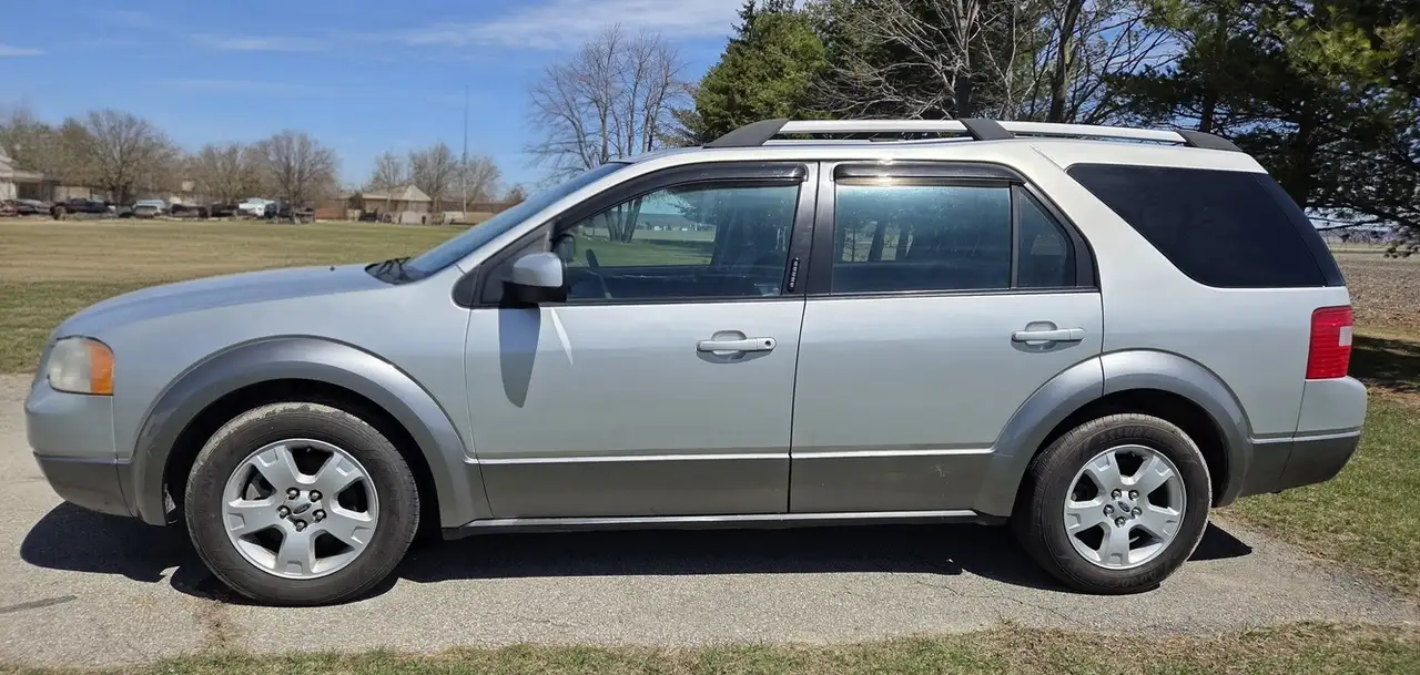 Ford Freestyle photo Ford Freestyle