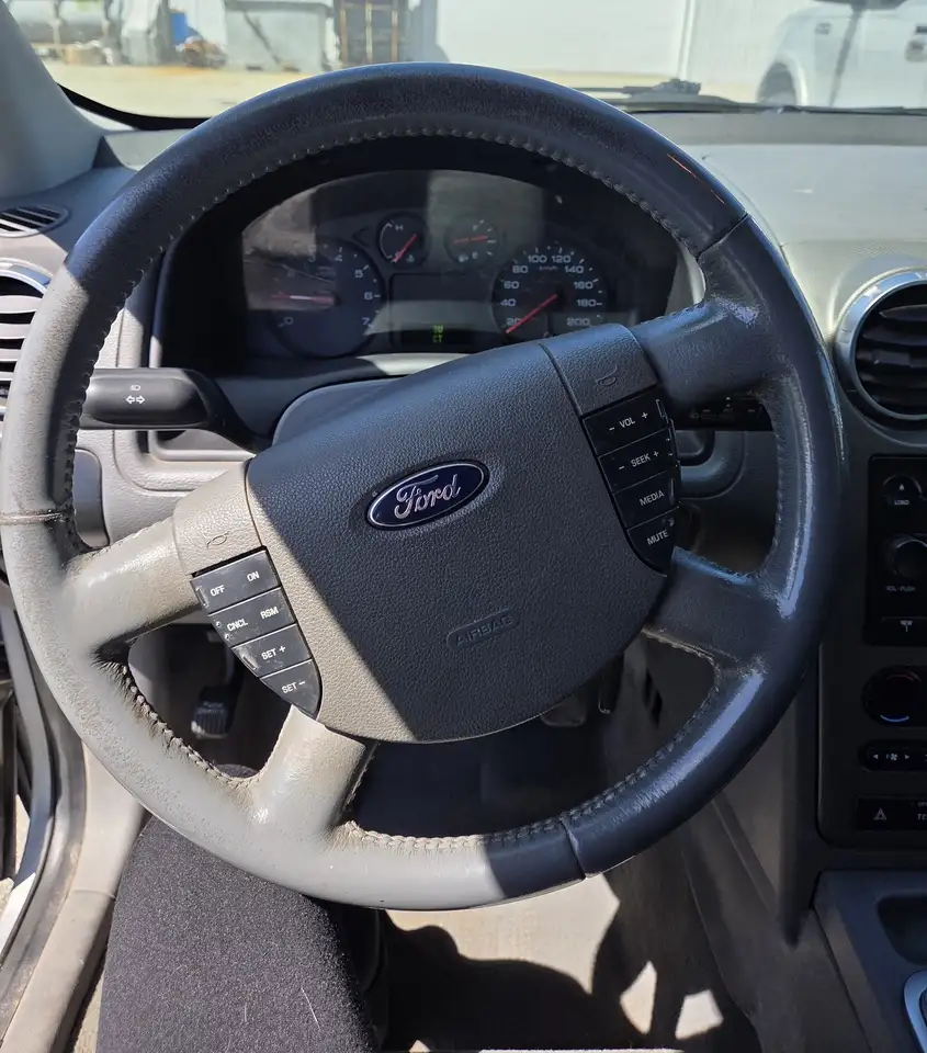 Ford Freestyle photo Ford Freestyle