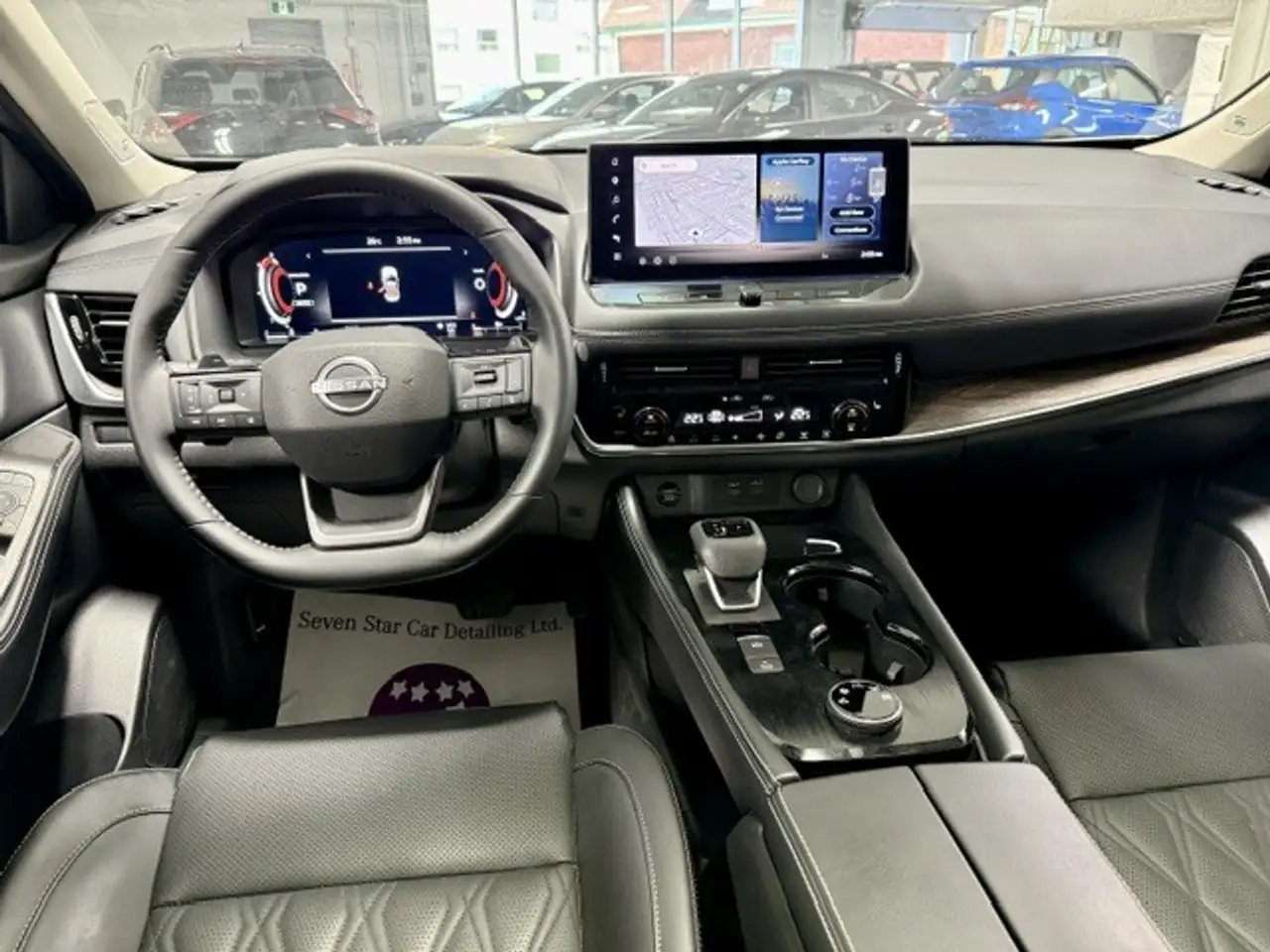 Nissan Rogue снимка Nissan Rogue