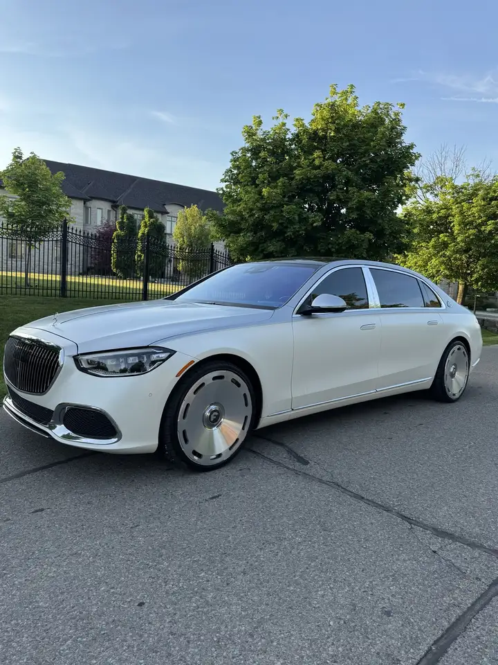Mercedes-Benz S-Class photo Mercedes-Benz S-Class