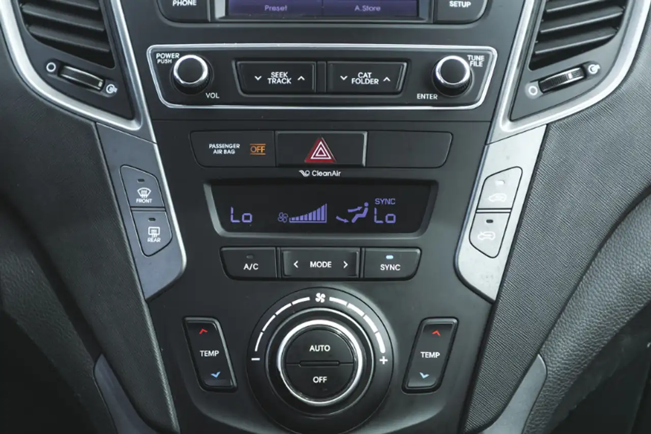 Hyundai SANTA FE снимка Hyundai SANTA FE