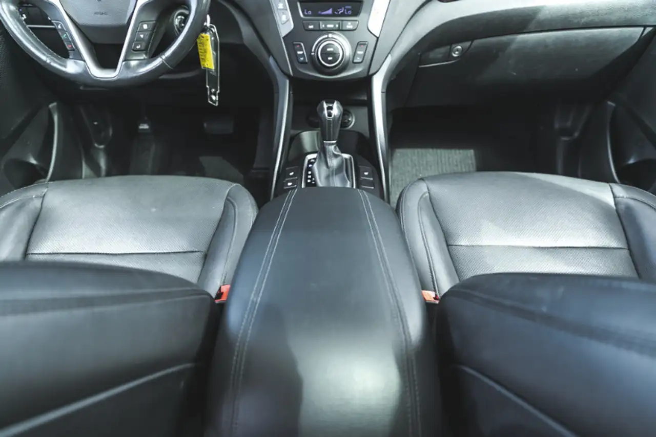 Hyundai SANTA FE снимка Hyundai SANTA FE
