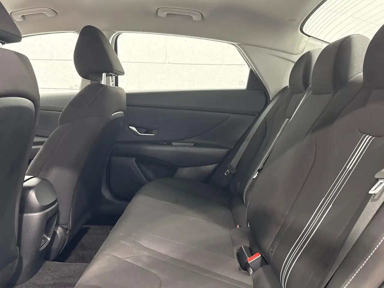 Hyundai ELANTRA снимка Hyundai ELANTRA
