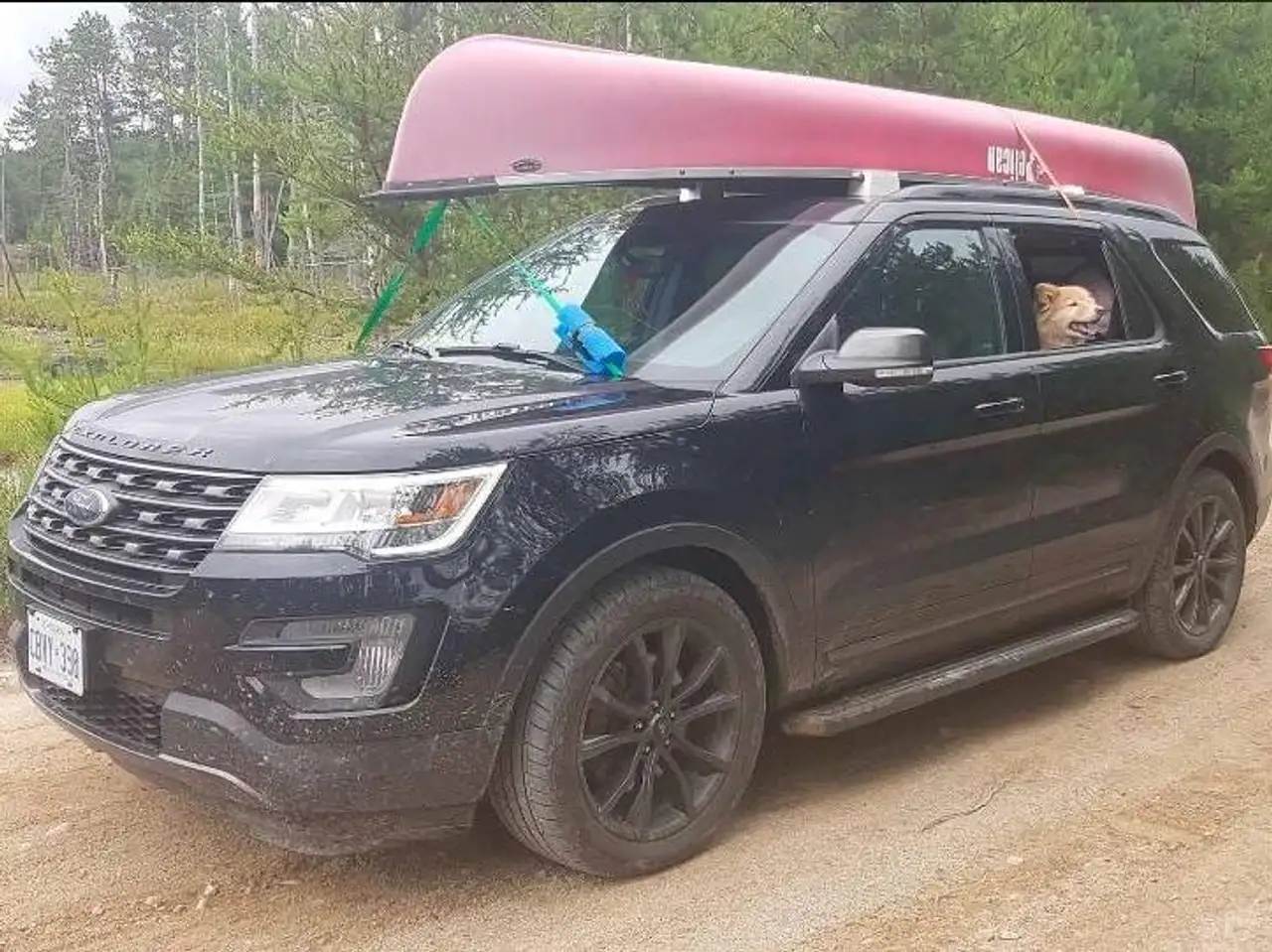 Ford Explorer photo Ford Explorer