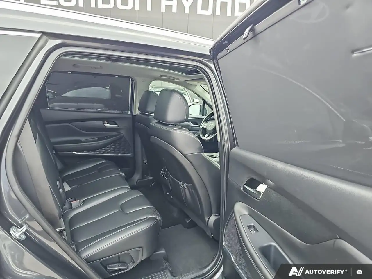 Hyundai SANTA FE снимка Hyundai SANTA FE