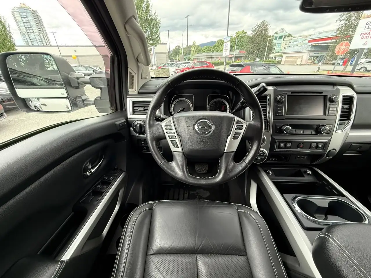 Nissan Titan XD снимка Nissan Titan XD