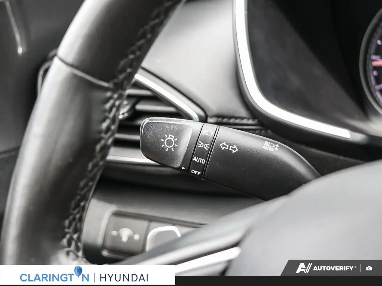 Hyundai SANTA FE photo Hyundai SANTA FE