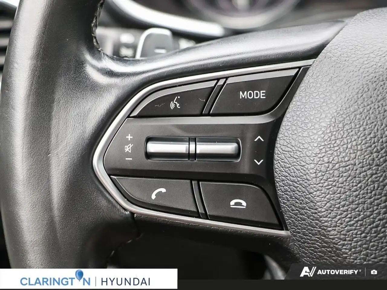 Hyundai SANTA FE photo Hyundai SANTA FE