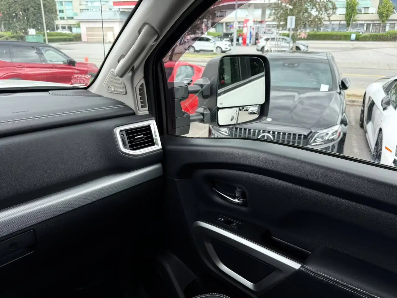 Nissan Titan XD снимка Nissan Titan XD