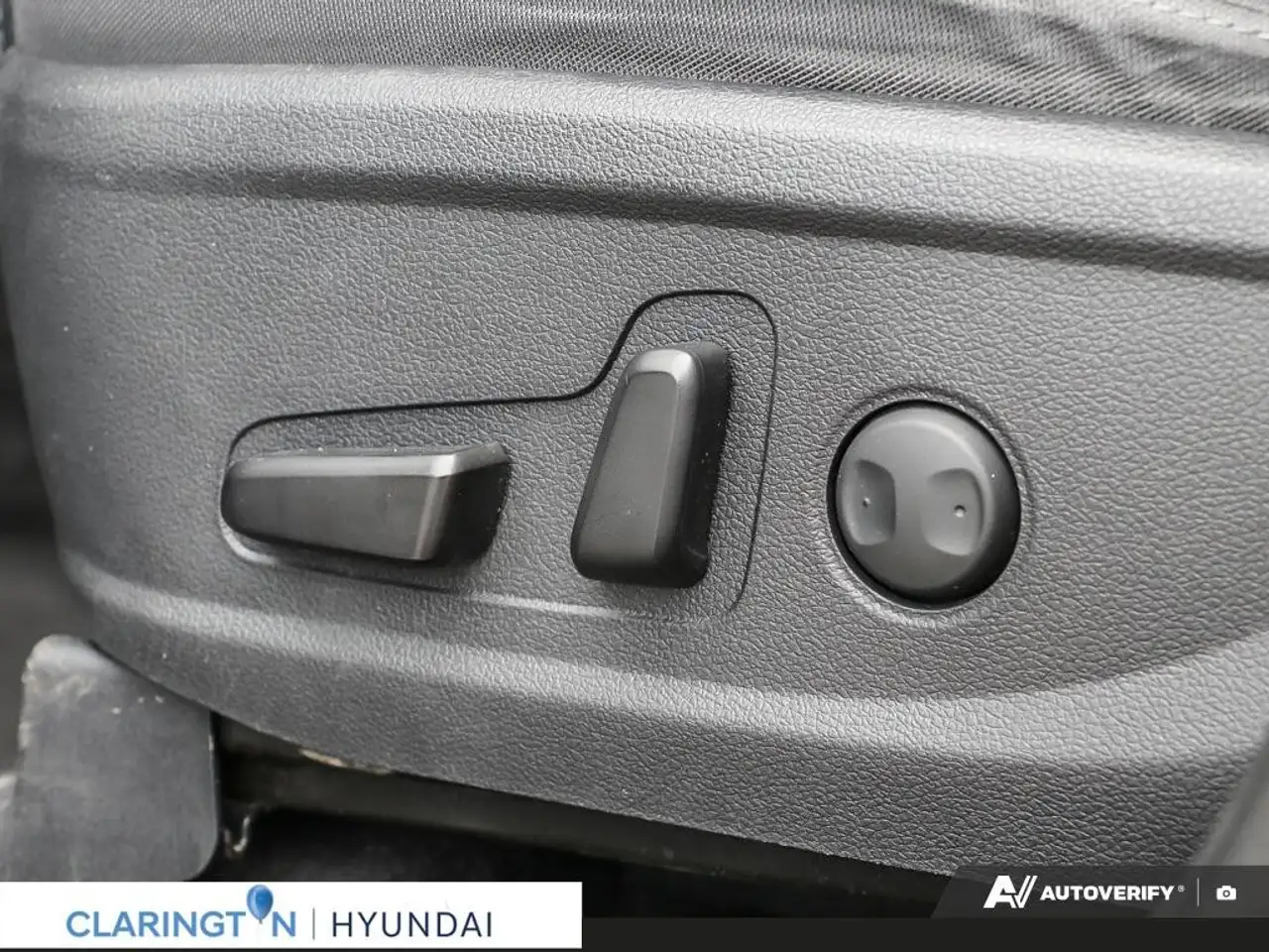 Hyundai SANTA FE photo Hyundai SANTA FE