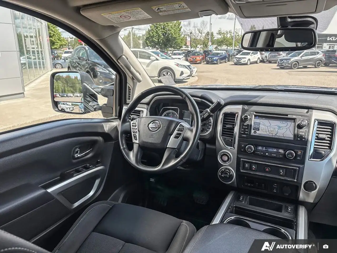 Nissan Titan XD снимка Nissan Titan XD