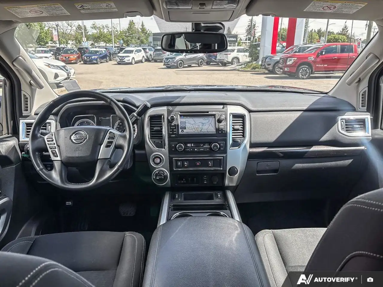 Nissan Titan XD снимка Nissan Titan XD